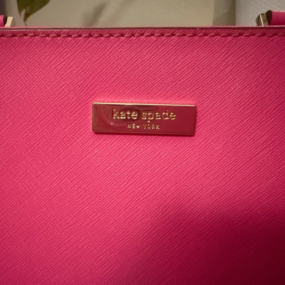 👜 Kate Spade New York Saffiano Leather Tote – Hot Pink 💖 - Picture 3 of 14